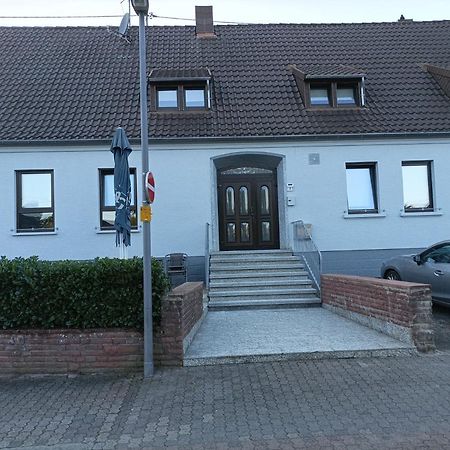 Gaststaette Molitor Apartment Saarlouis Ngoại thất bức ảnh